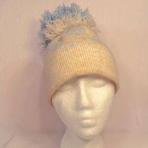 VINTAGE WHITE WIRH BLUE POM POM SKI HAT NY SNOWCAPS
